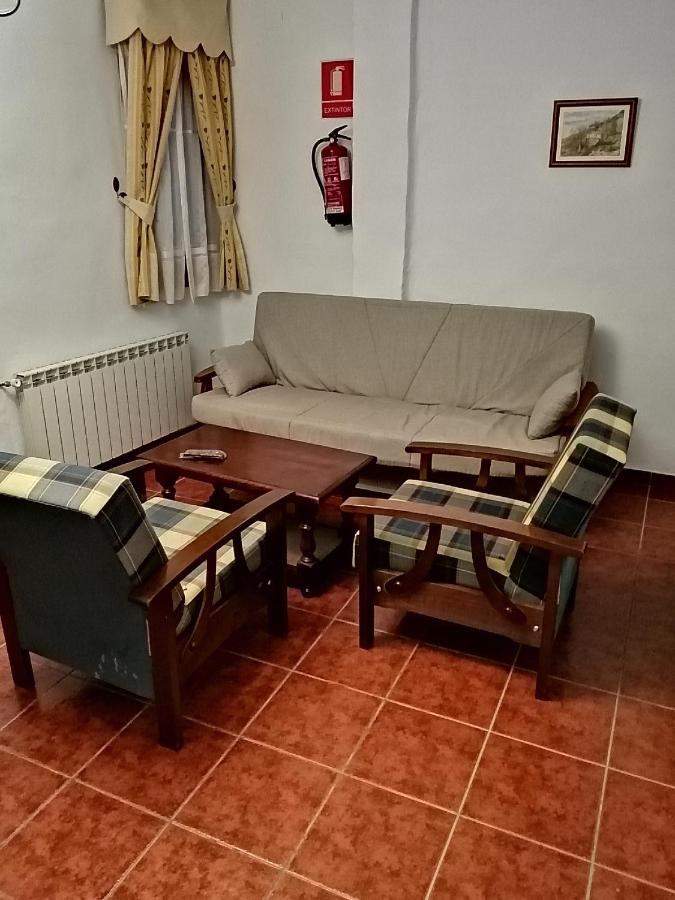Hostal Ruta De Las Nieves Capileira Exterior foto