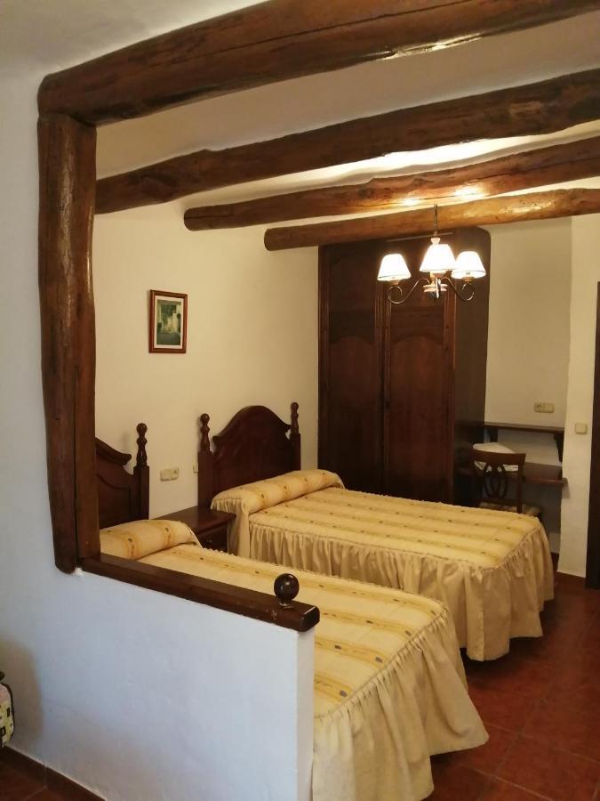 Hostal Ruta De Las Nieves Capileira Exterior foto