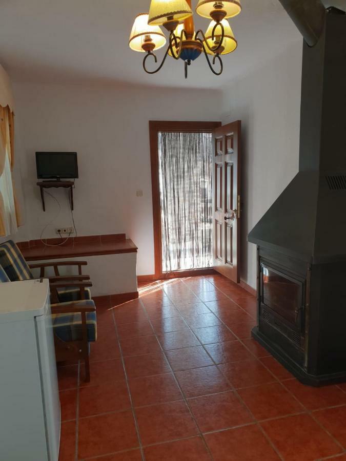Hostal Ruta De Las Nieves Capileira Exterior foto