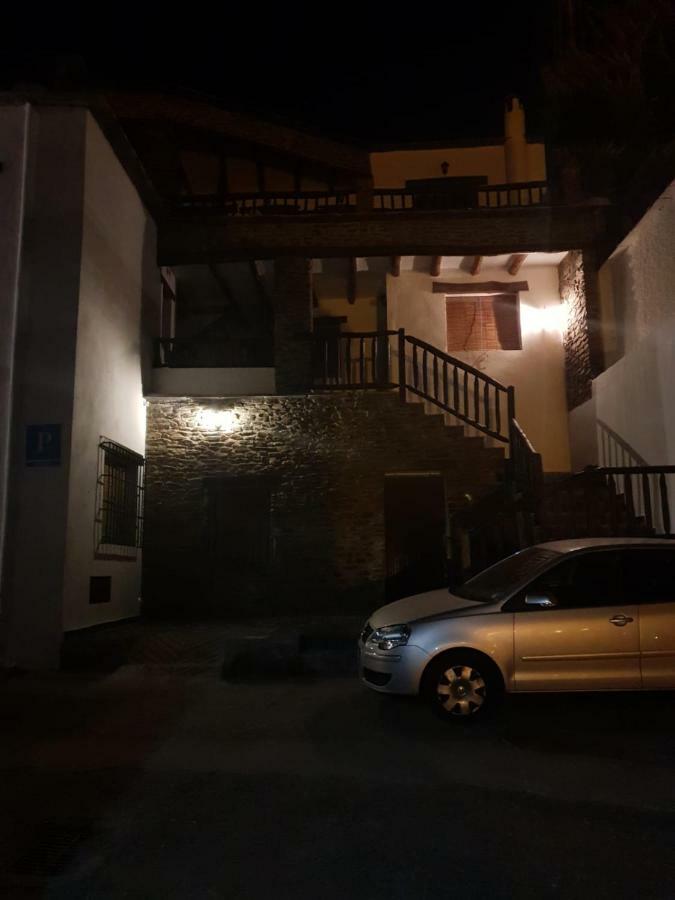Hostal Ruta De Las Nieves Capileira Exterior foto